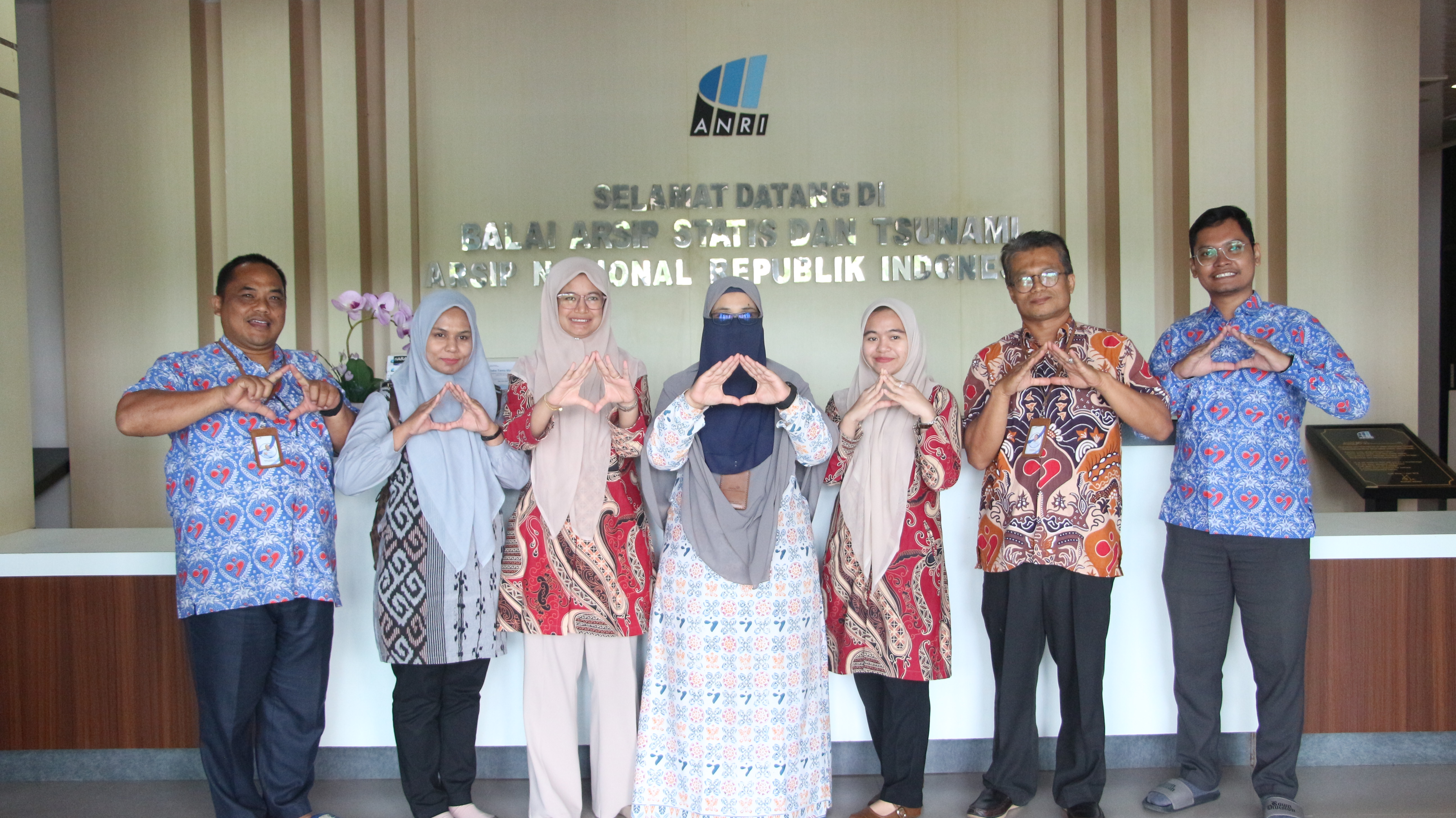 BAST Terima Kunjungan Studi Tiru Pengelolaan Arsip Kemendukbangga/BKKBN Provinsi Aceh